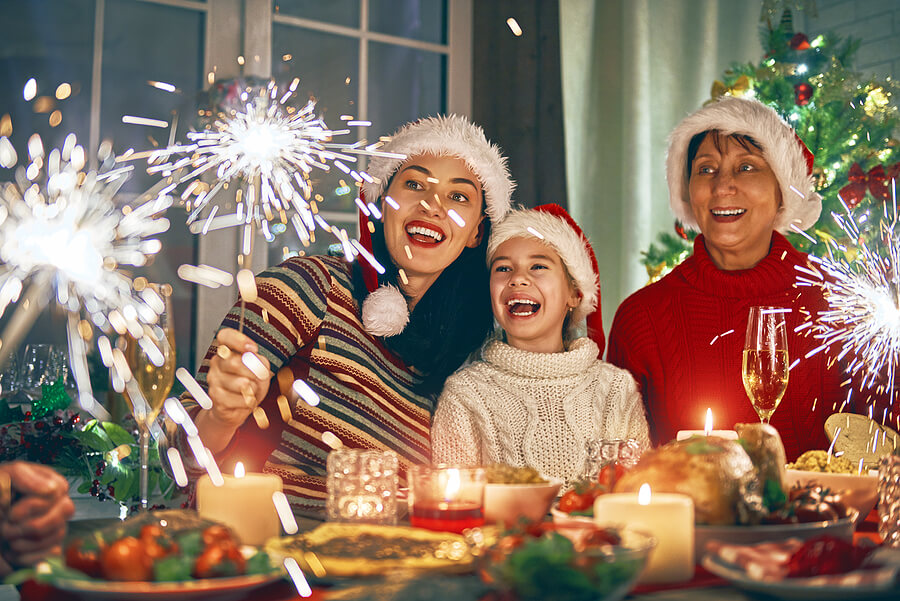 Ringing in the Season: Enjoying the Christmas Holiday with Hearing Aids